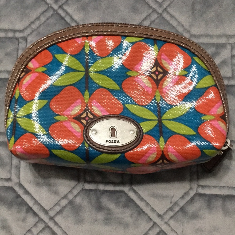Fossil makeup bag